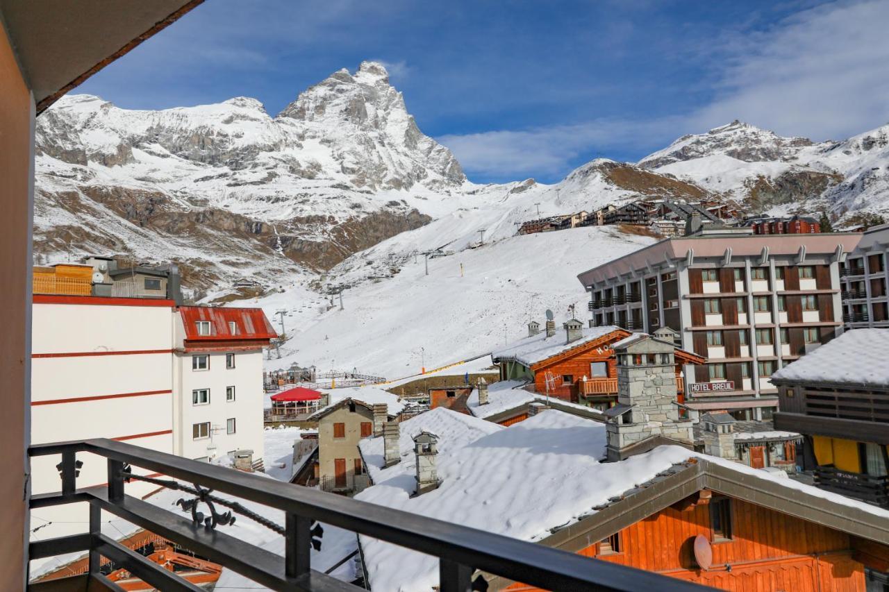 Hotel Sporting Breuil-Cervinia Bagian luar foto