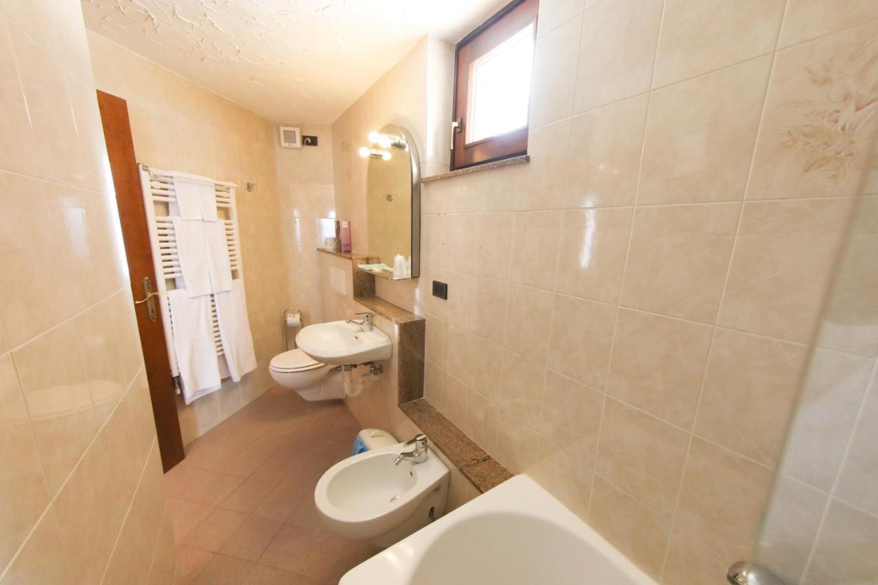 Hotel Sporting Breuil-Cervinia Bagian luar foto