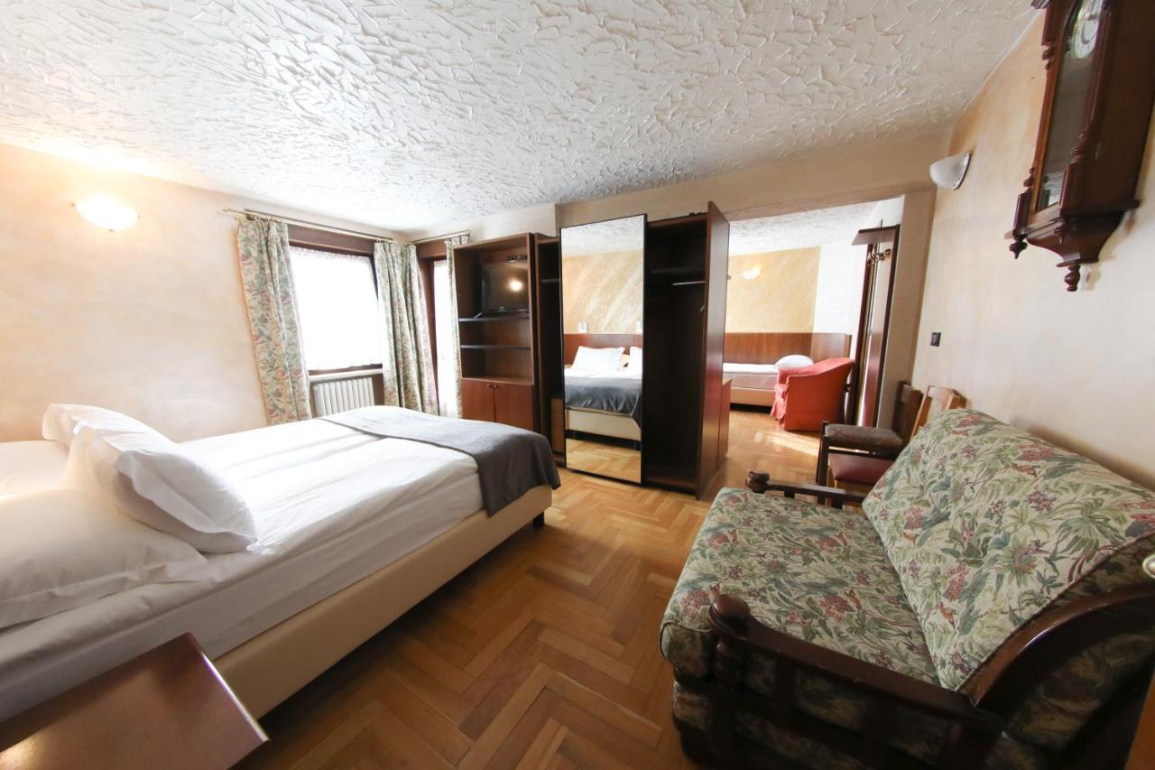 Hotel Sporting Breuil-Cervinia Bagian luar foto